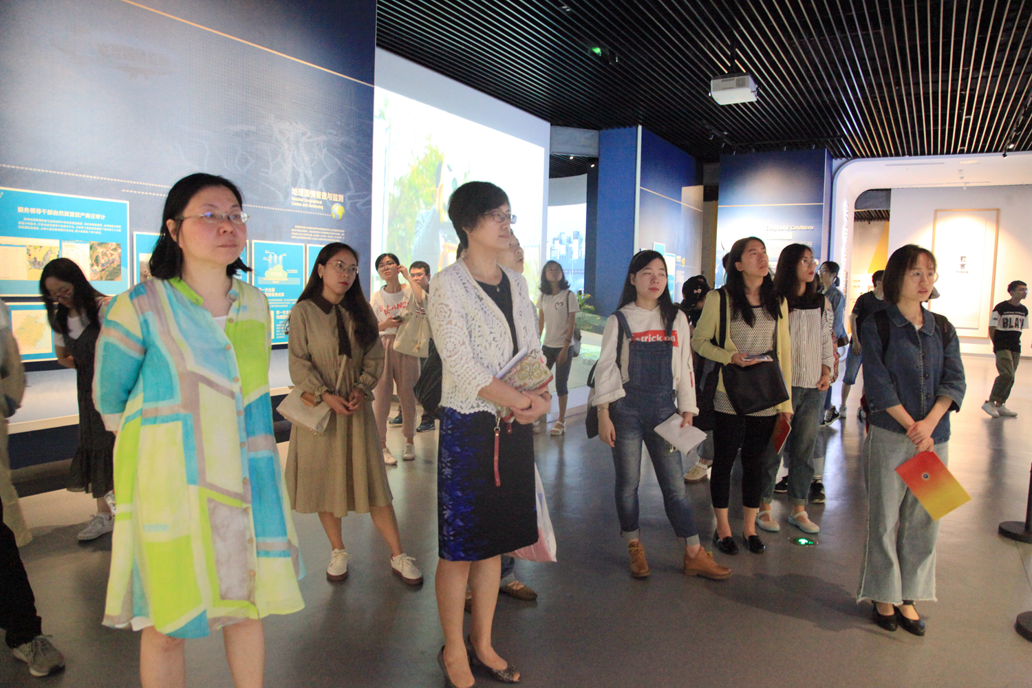 微信图片_201906201103521_副本.jpg 微信图片_201906201103521_副本.jpg