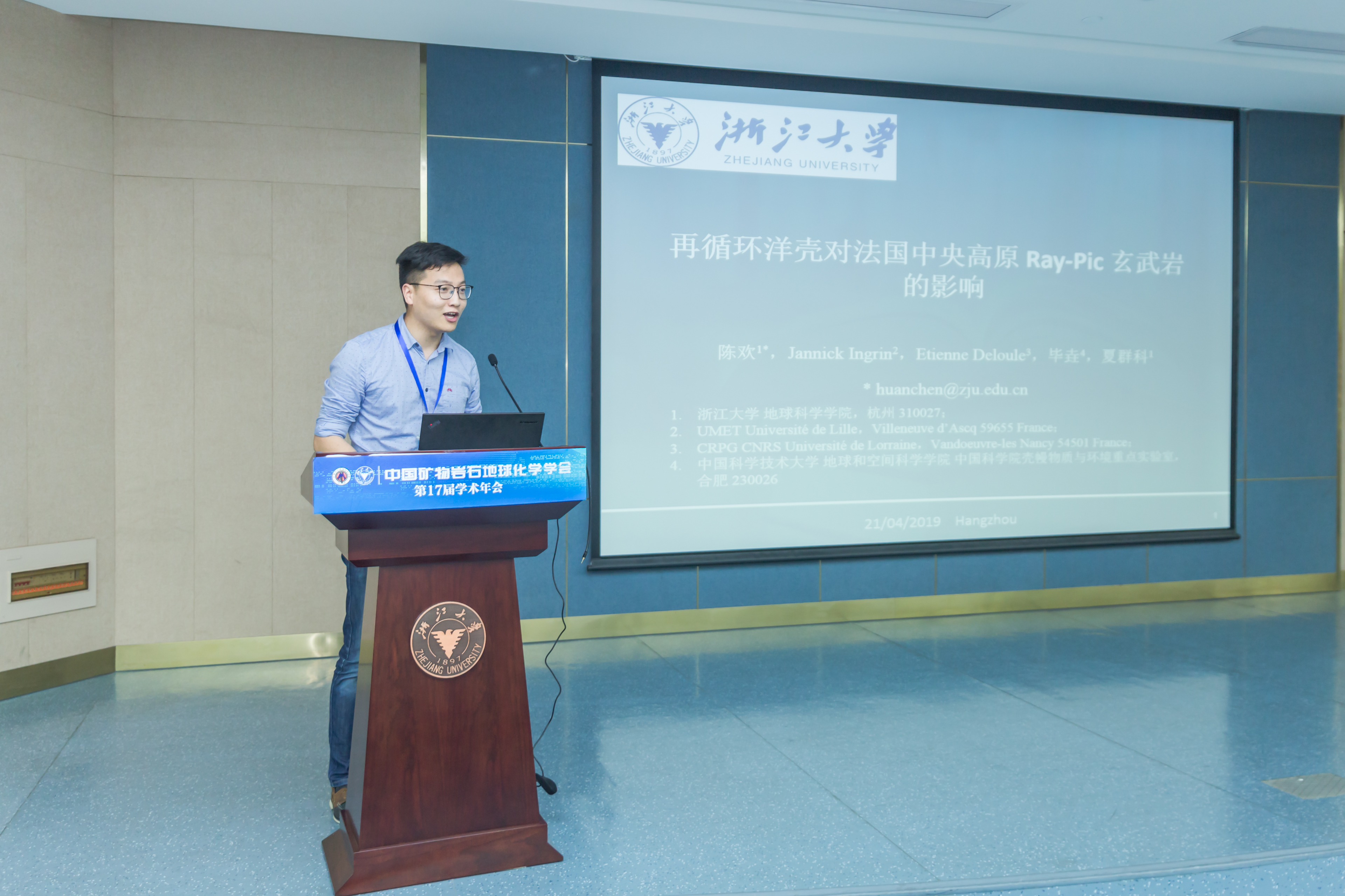 LV__4088.jpg LV__4088.jpg