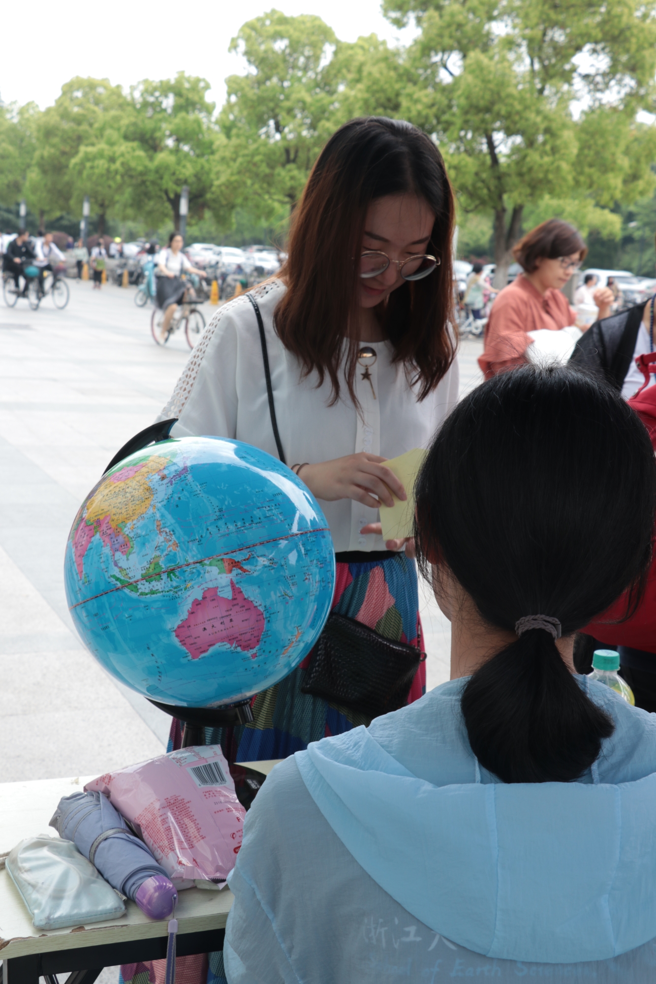 “漂洋过海来看你”_副本.jpg “漂洋过海来看你”_副本.jpg