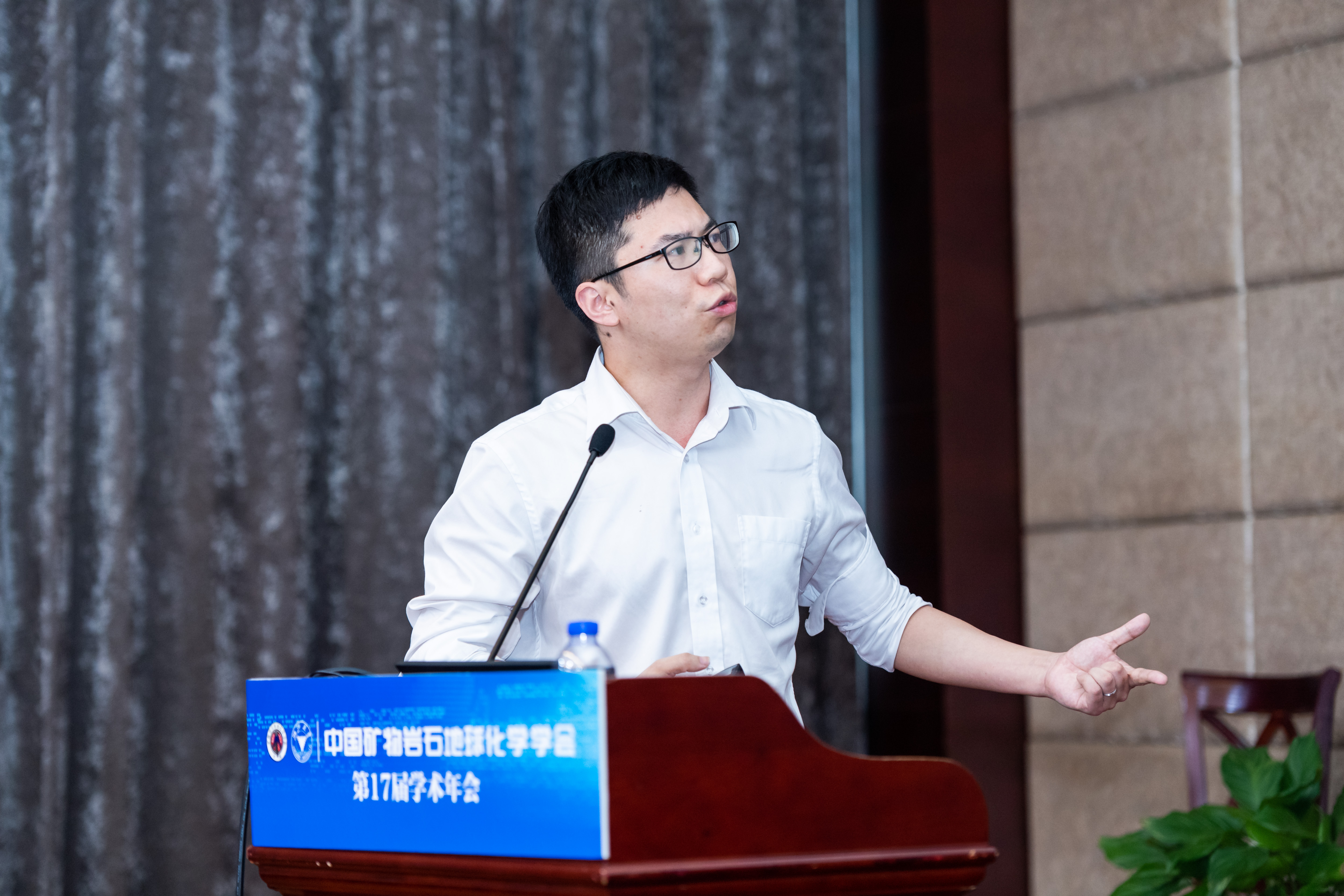 QD5_5908.jpg QD5_5908.jpg