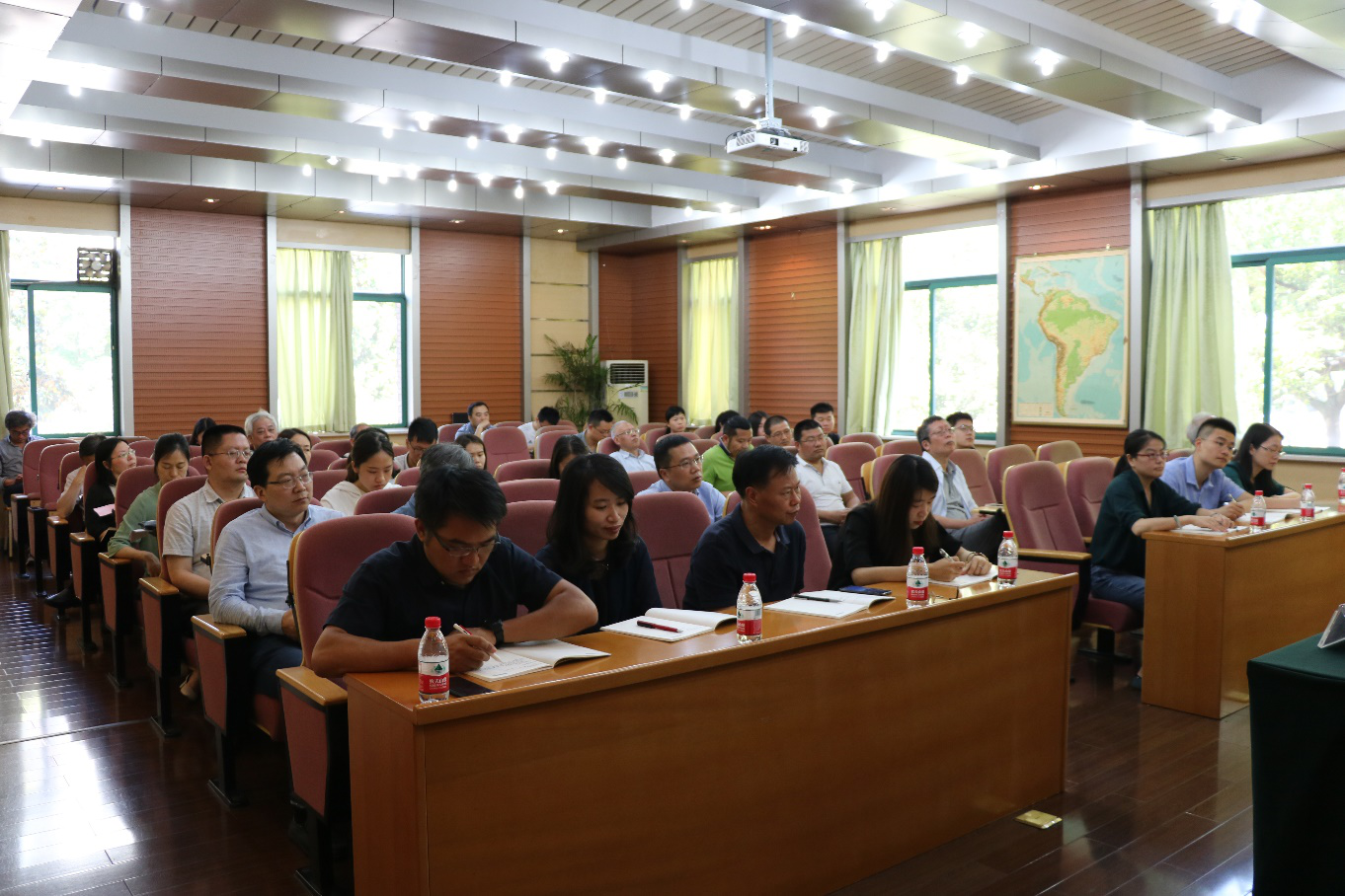 图片2.png 图片2.png