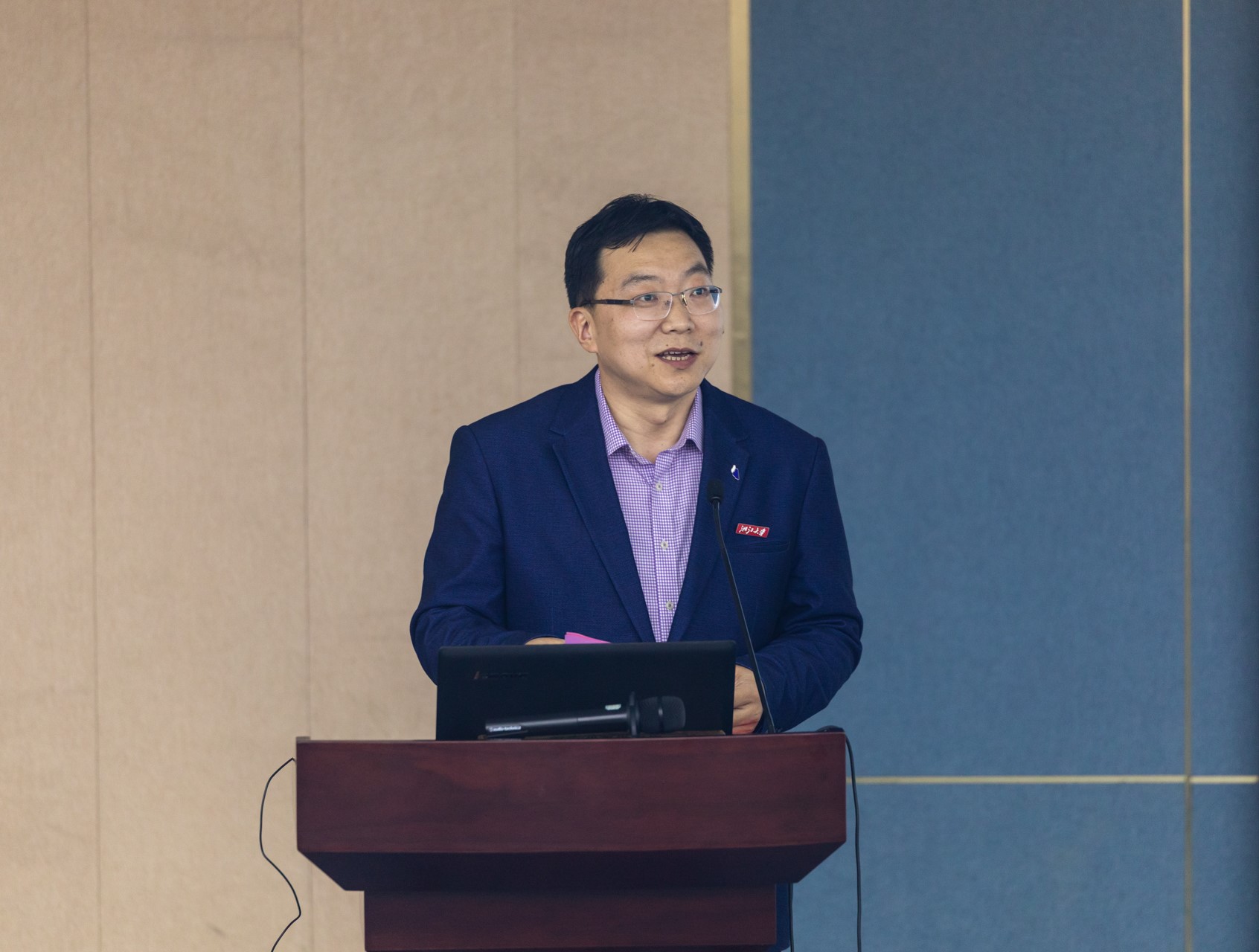 3N5A6060_x1920.jpg 3N5A6060_x1920.jpg