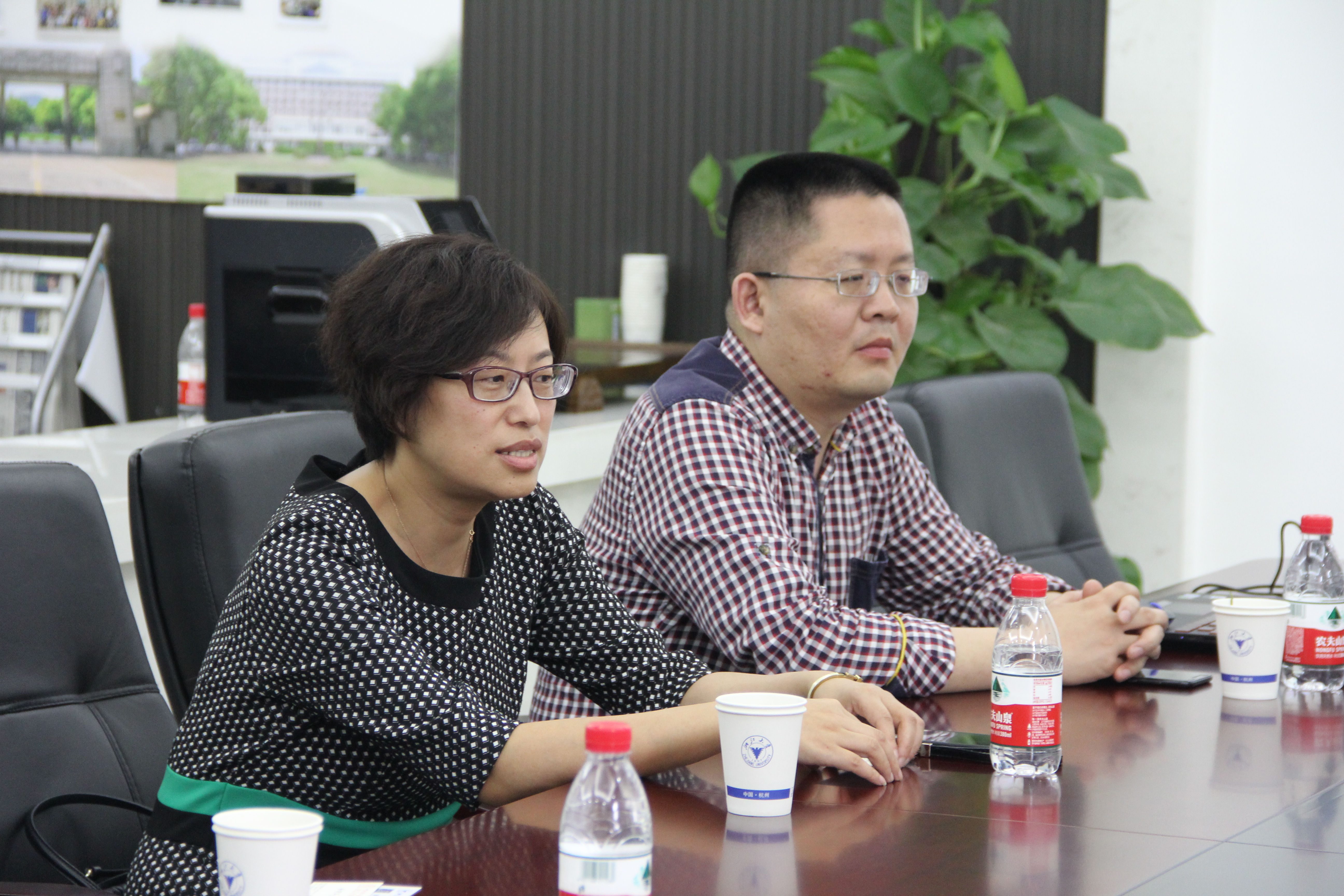 IMG_2475.JPG IMG_2475.JPG